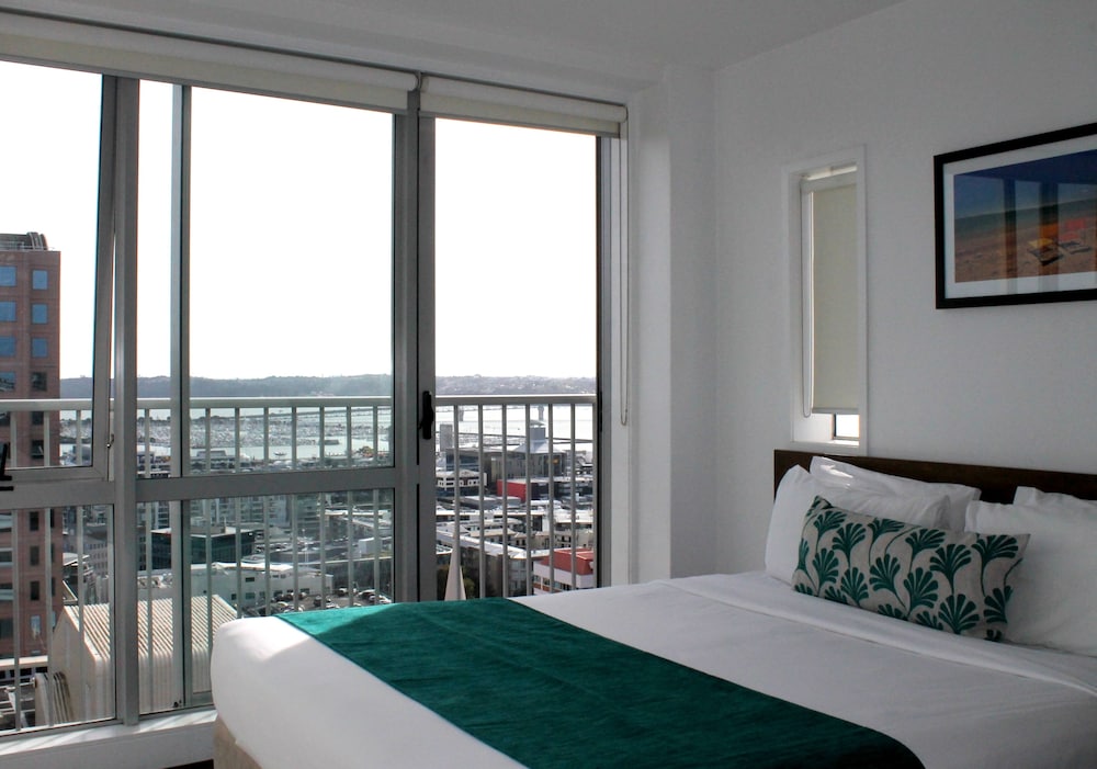 Executive Suite, 1 Bedroom - Guestroom