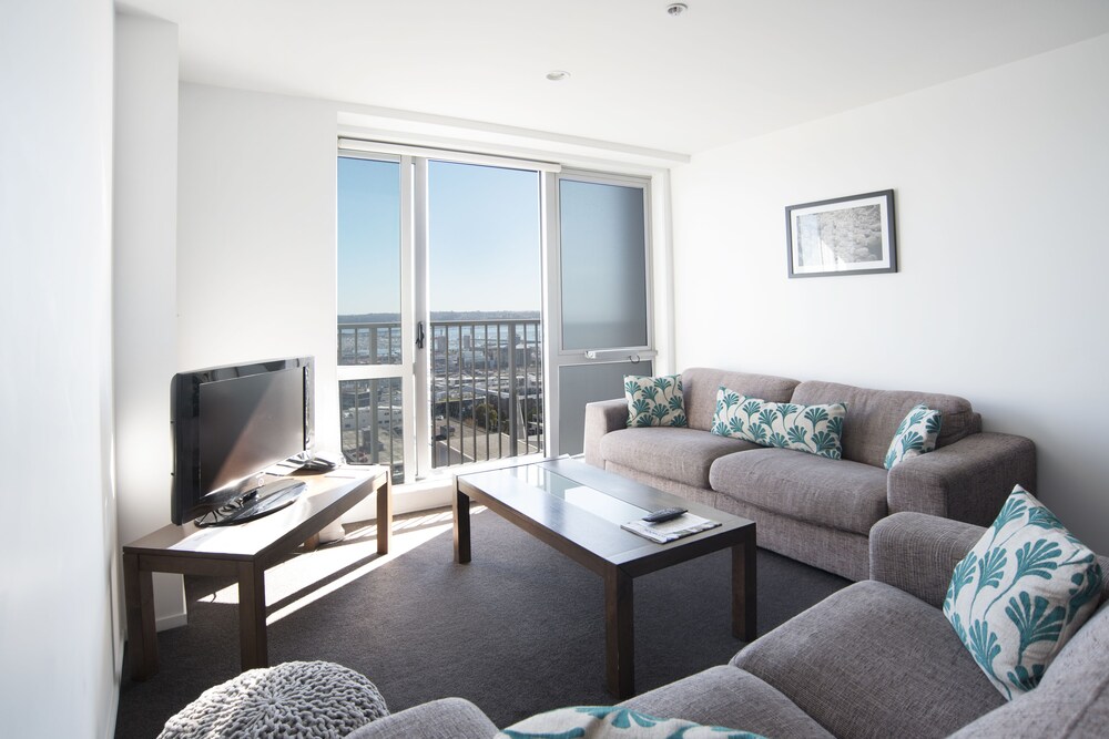 Executive Suite, 1 Bedroom - Living Room