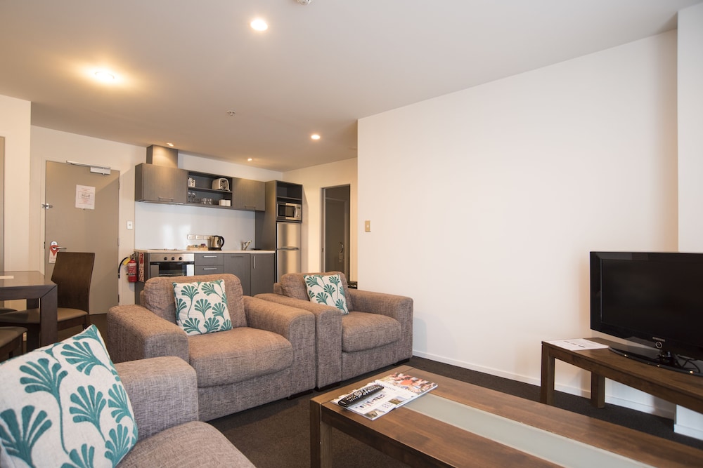 Deluxe Suite, 1 Bedroom - Living Area