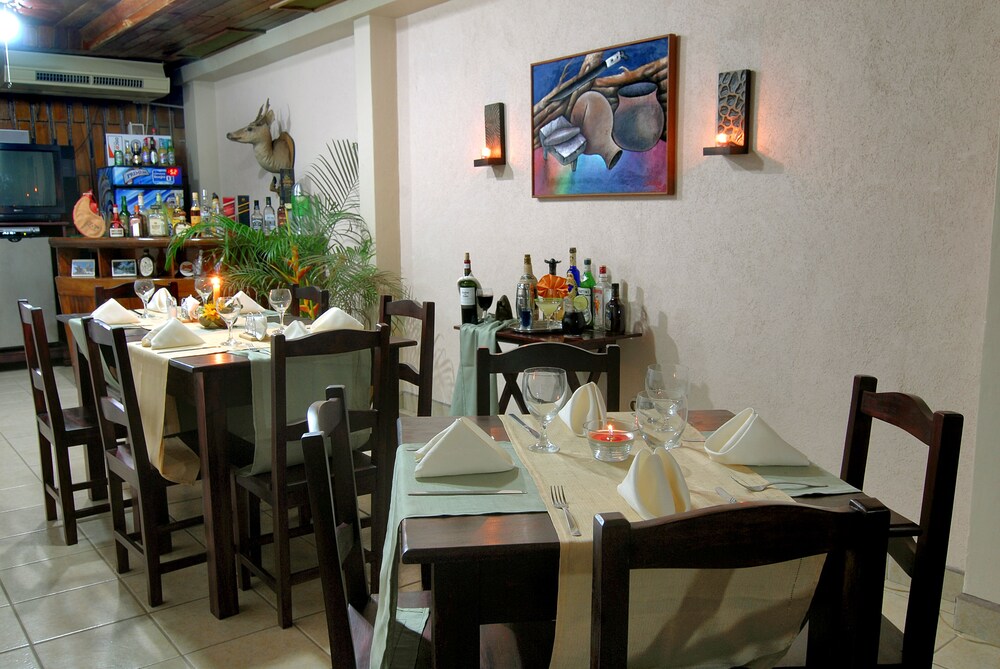 Hotel Lounge