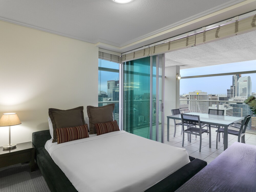 Three Bedroom Apartment - Guestroom