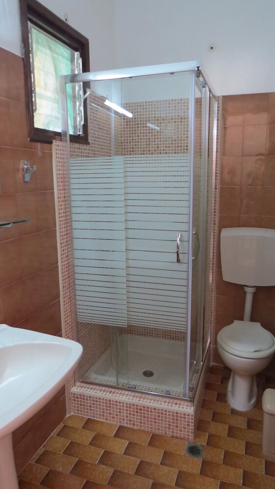 Studio, 2 Twin Beds, Sea View - Bathroom