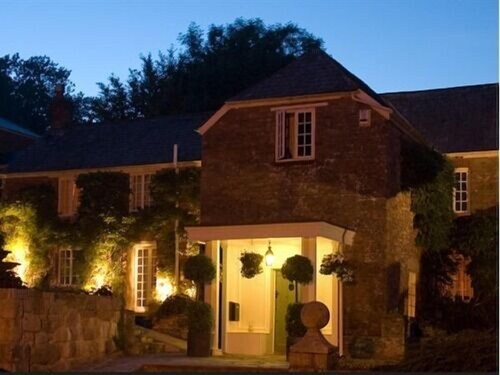 Hotel Front - Evening/Night