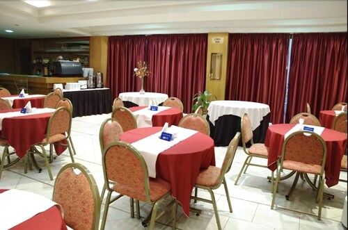 Hotel Bar