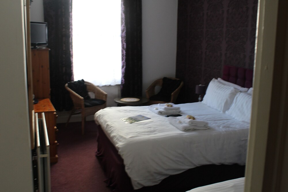Guestroom