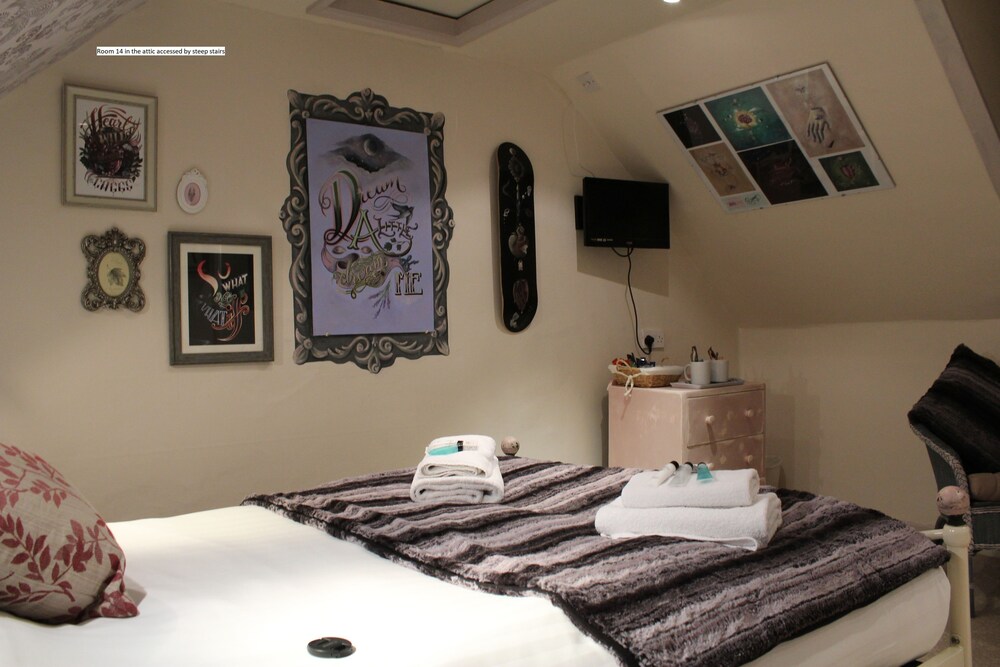 Guestroom