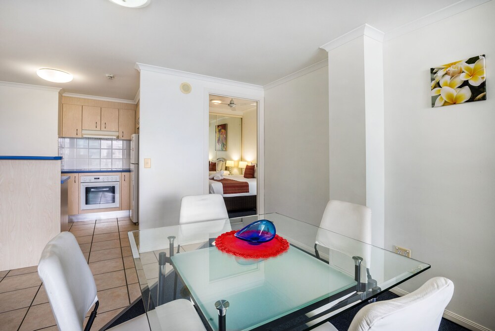 1 Bedroom Standard Apartment - In-Room Dining