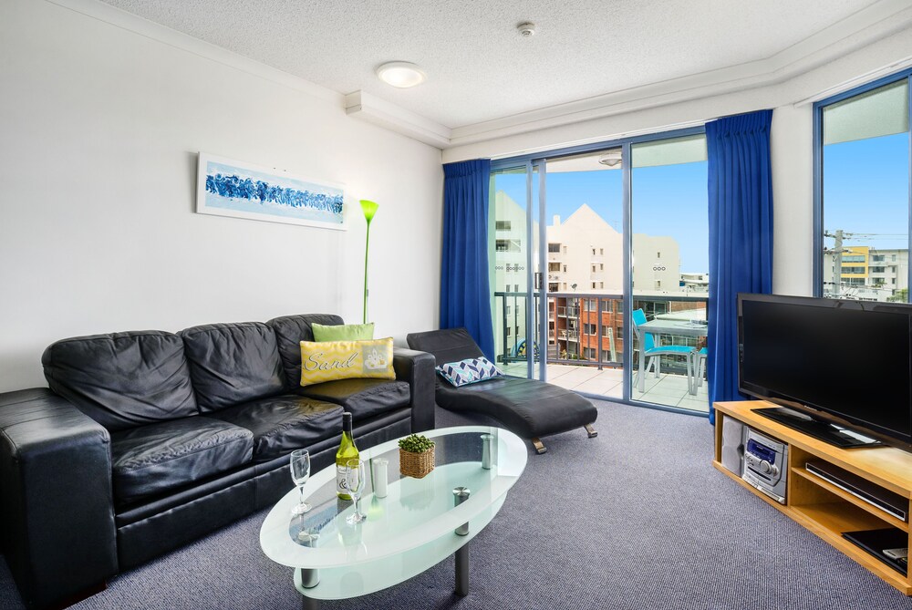 1 Bedroom Standard Apartment - Living Room