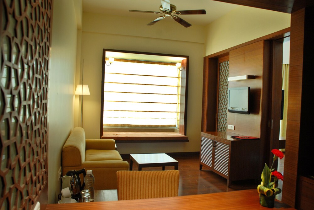 Room Service - Dining