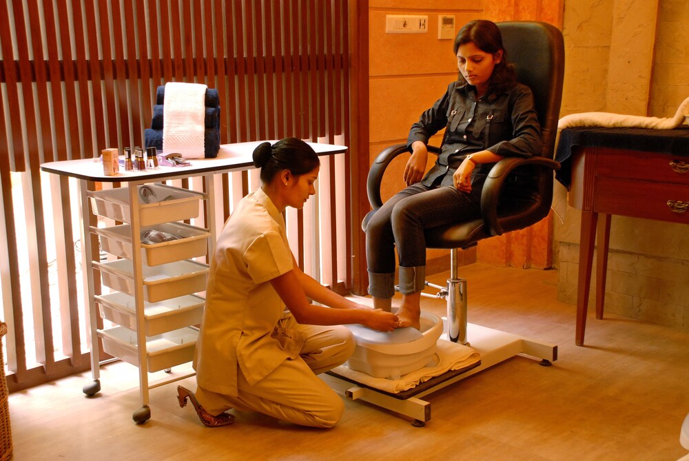 Nail Salon