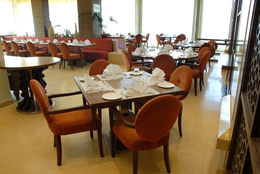 Food Court