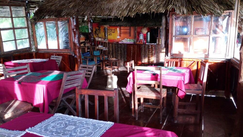 Hotel Bar