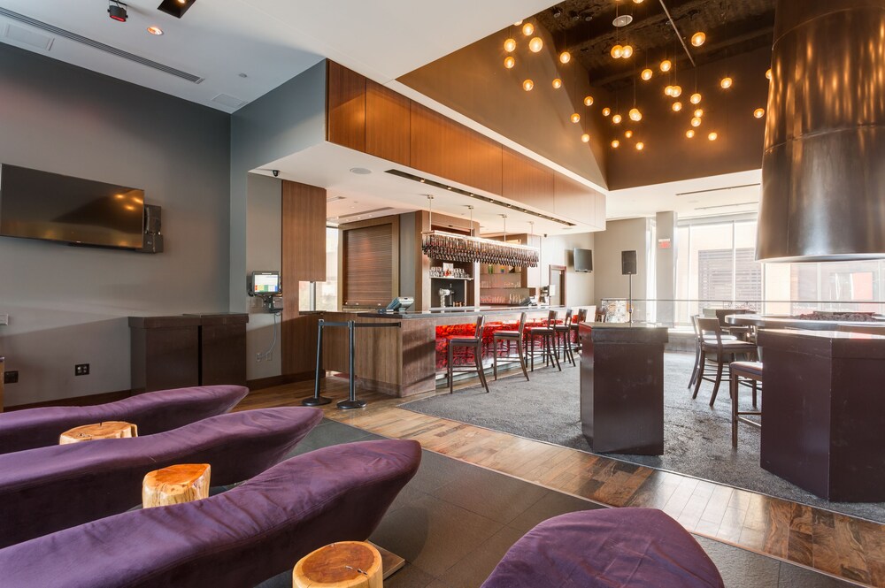 Hotel Lounge