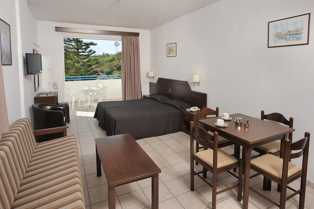 Studio - Guestroom