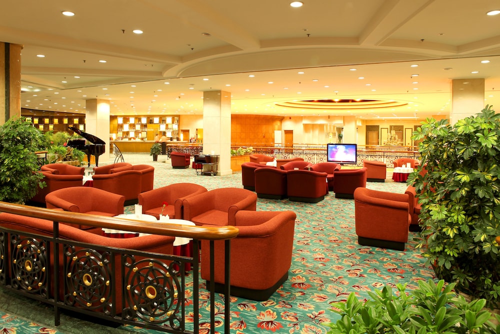 Hotel Lounge