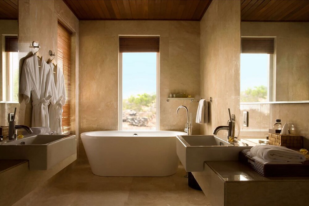 Grand Villa, 5 Bedrooms, Private Pool, Ocean View - Bathroom