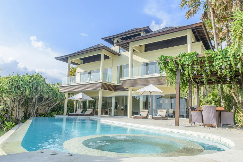 Grand Villa, 5 Bedrooms, Private Pool, Ocean View - Guestroom