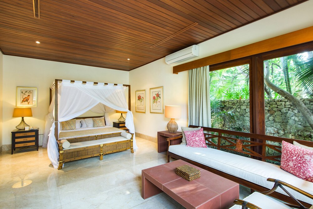 Grand Villa, 5 Bedrooms, Private Pool, Ocean View - Guestroom