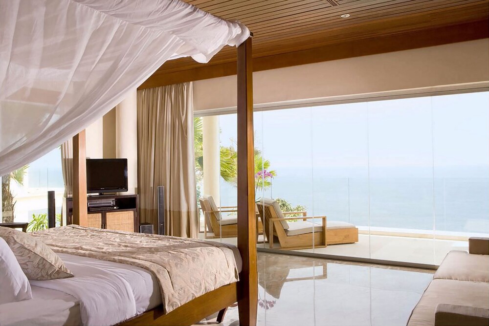 Grand Villa, 5 Bedrooms, Private Pool, Ocean View - Guestroom
