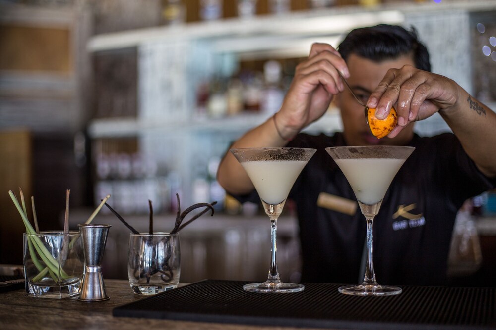 Hotel Bar