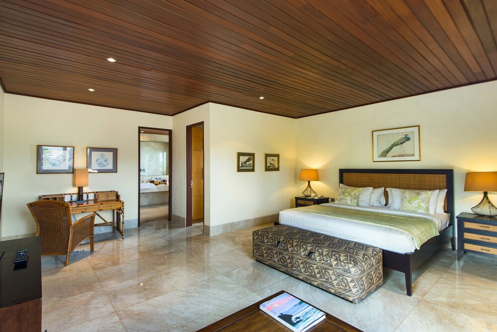 Grand Villa, 5 Bedrooms, Private Pool, Ocean View - Guestroom