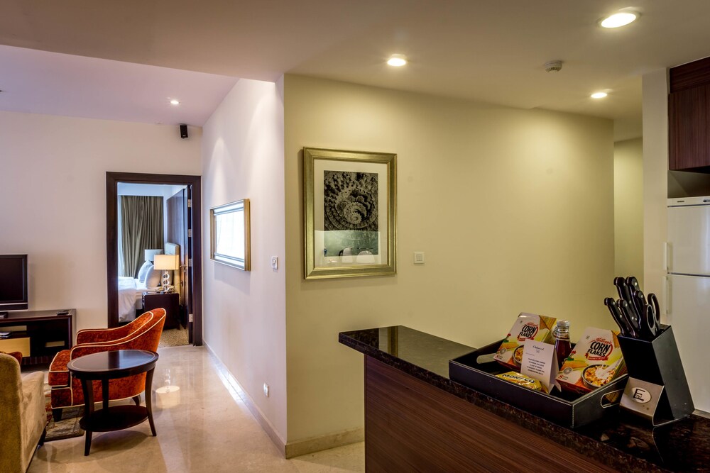 Executive Room, 1 Bedroom - In-Room Kitchenette