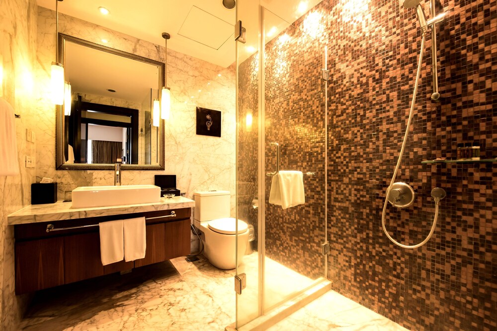 Executive Room, 2 Bedrooms - Bathroom