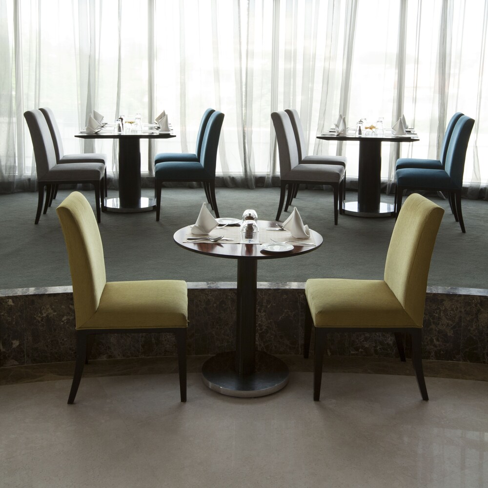 Hotel Lounge