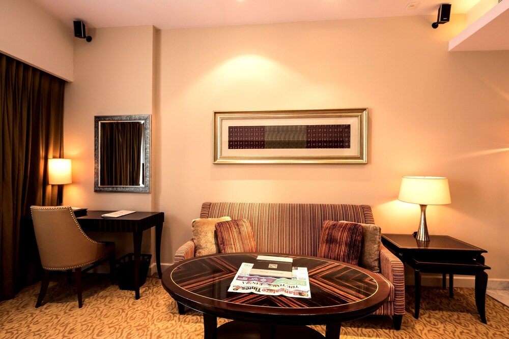 Executive Studio - Living Area