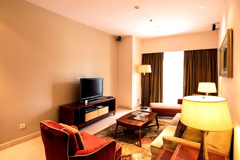 Executive Room, 2 Bedrooms - Living Room
