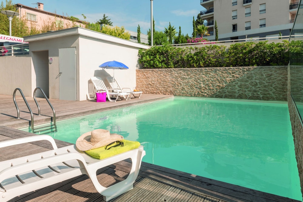 Piscine en plein air
