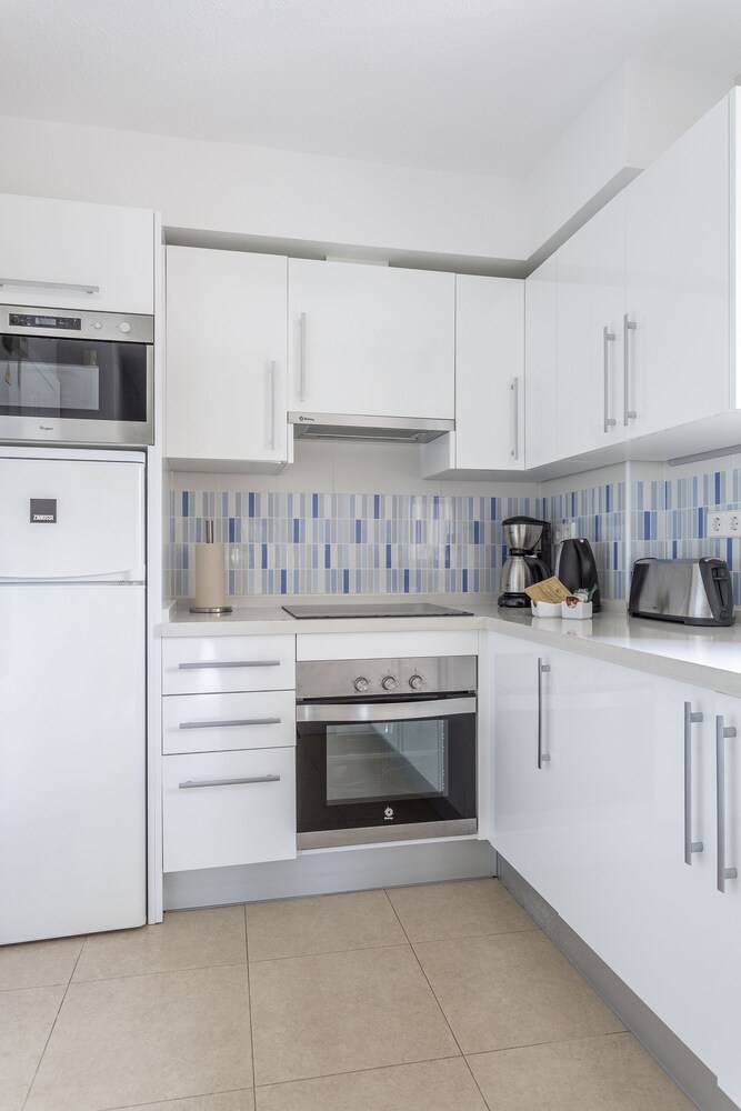 Studio (sleeps 2) – Basic Rate - In-Room Kitchen