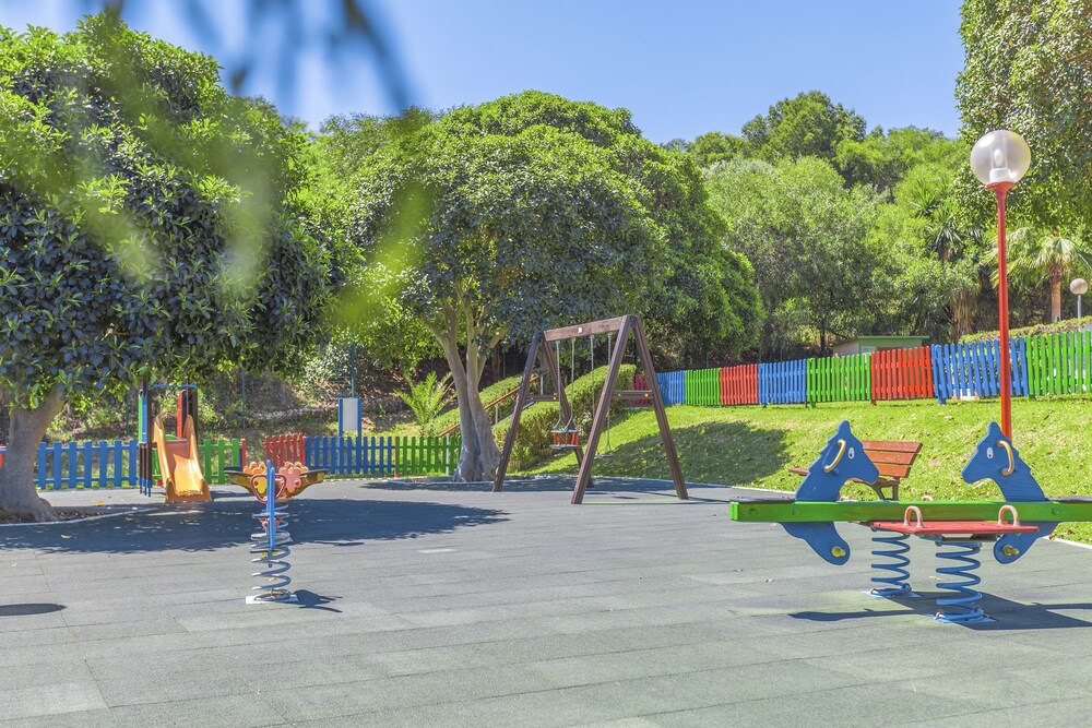 Childrens Play Area - Outdoor