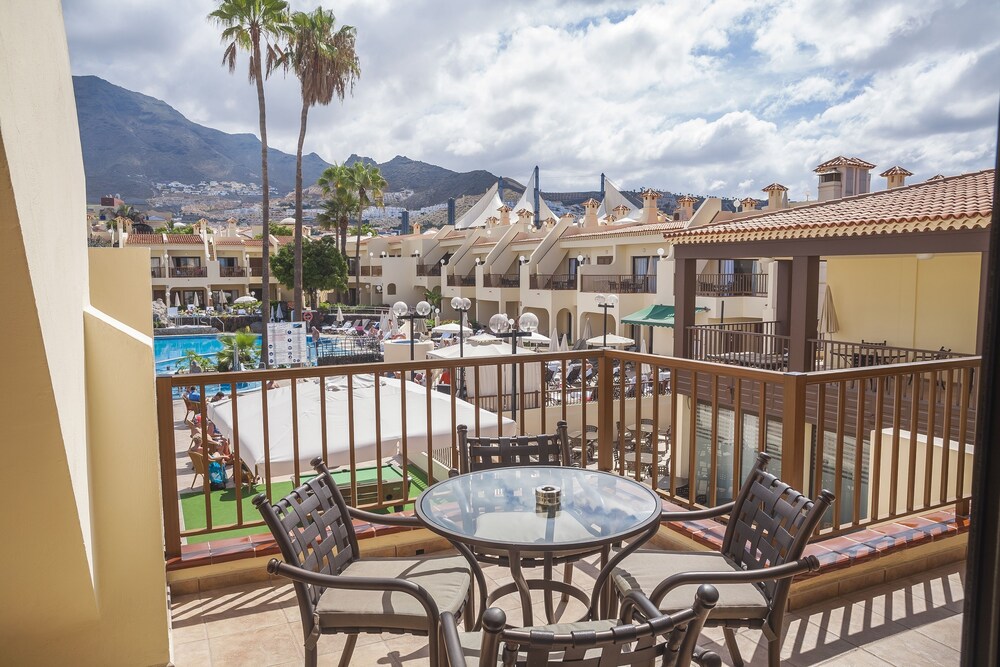 Apartment, 2 Bedrooms (sleeps 6) - Balcony