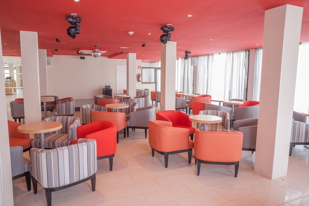 Hotel Lounge
