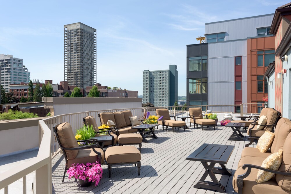 Terrace/patio, The Belltown Inn