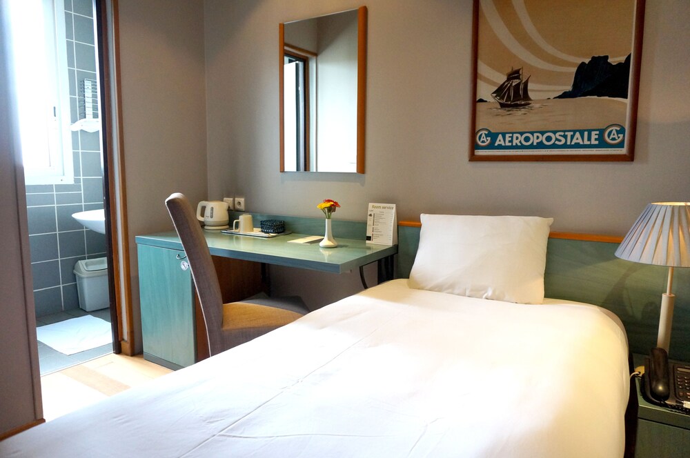 Guestroom