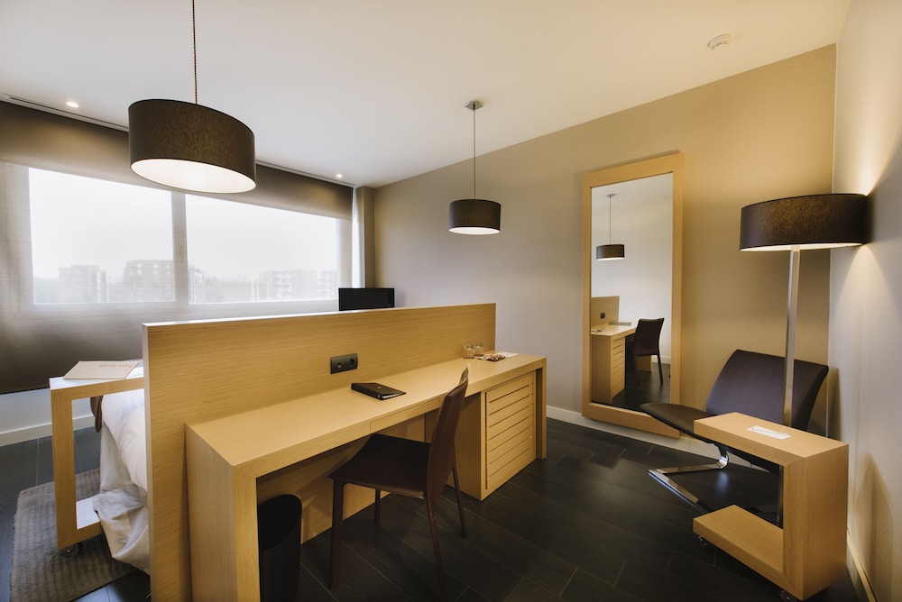 In-Room Business Center