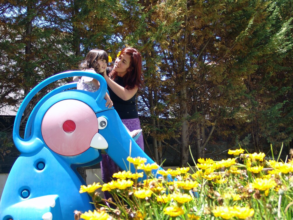 Zona de juegos infantil al aire libre