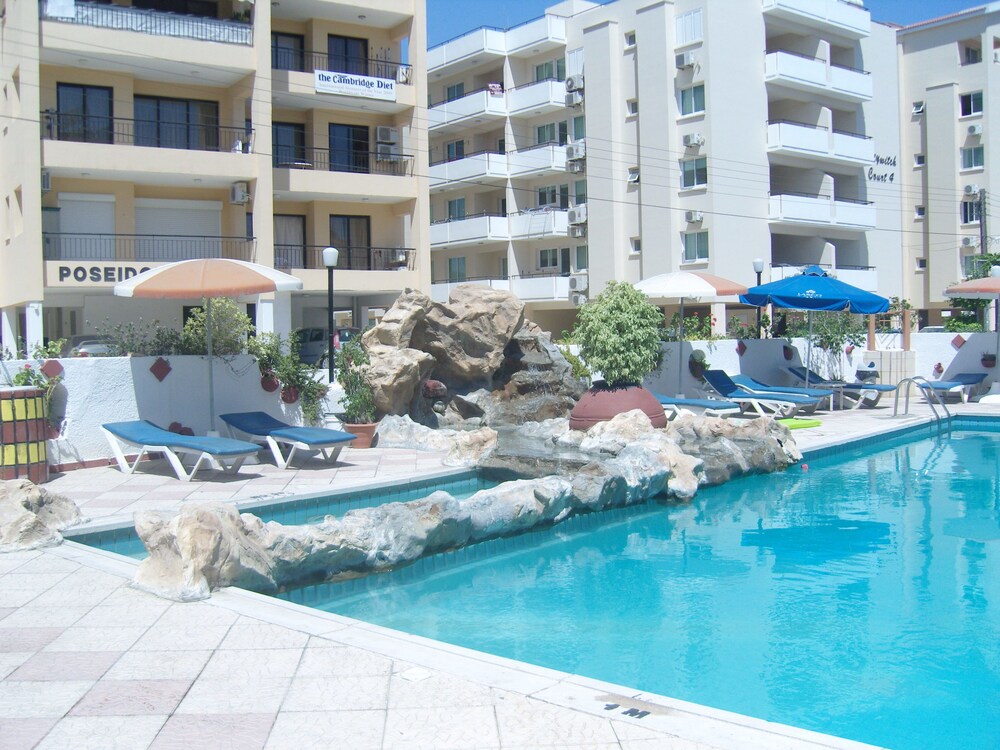 Sundeck