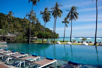 Infinity Pool