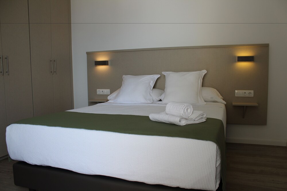 Standard Apartment, 2 Bedrooms - Guestroom
