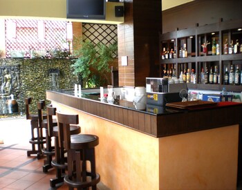 Hotel Bar