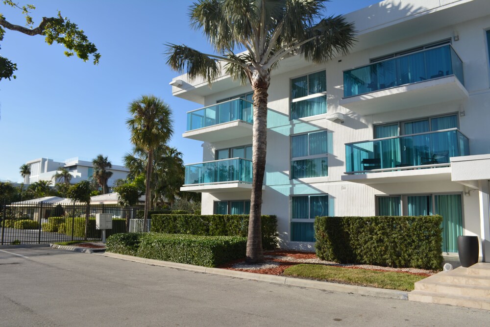 Hotel Front