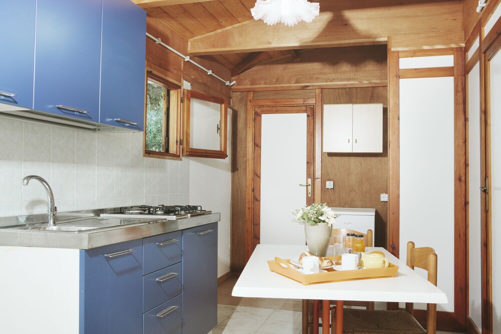 Bungalow (4 people) - Guestroom