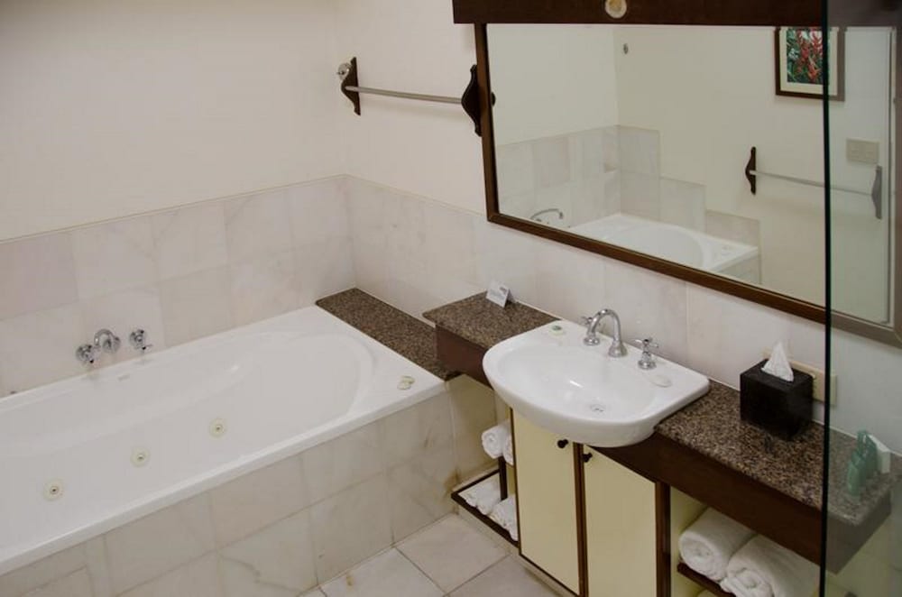 Jetted Tub