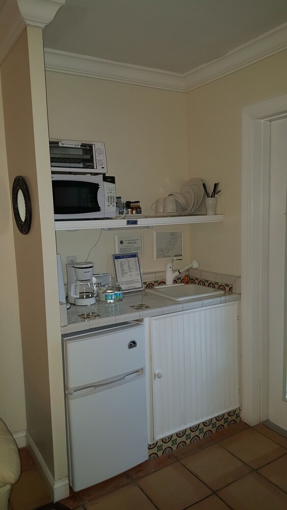 In-Room Kitchenette