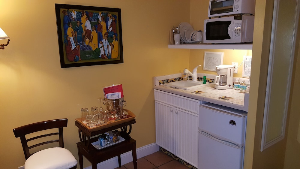 In-Room Kitchenette