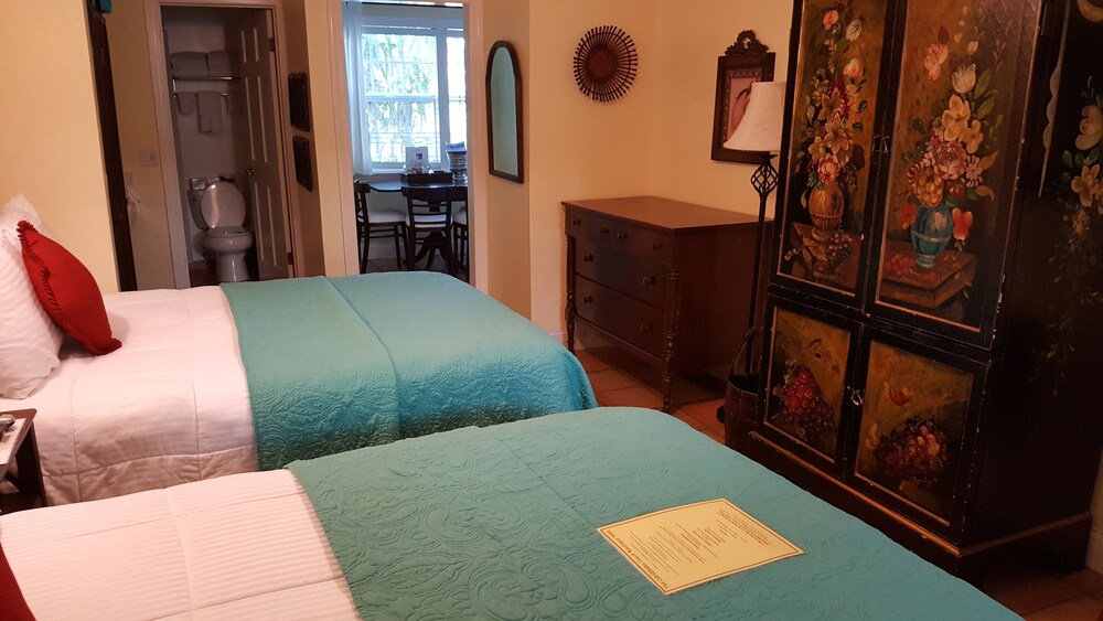 Guestroom