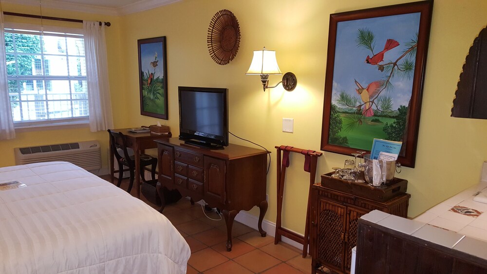 Minibar